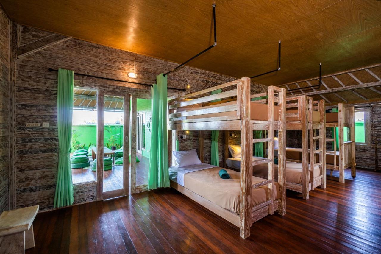 Hostel The Green Groves Lembongan Exterior foto